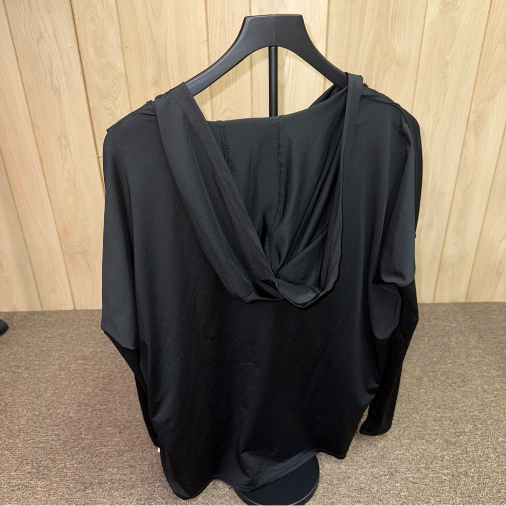 Halara Hooded Cowl Neck Long Sleeve Thumb Hole Yoga Sports Top with Pockets Sz S - Picture 2 of 9